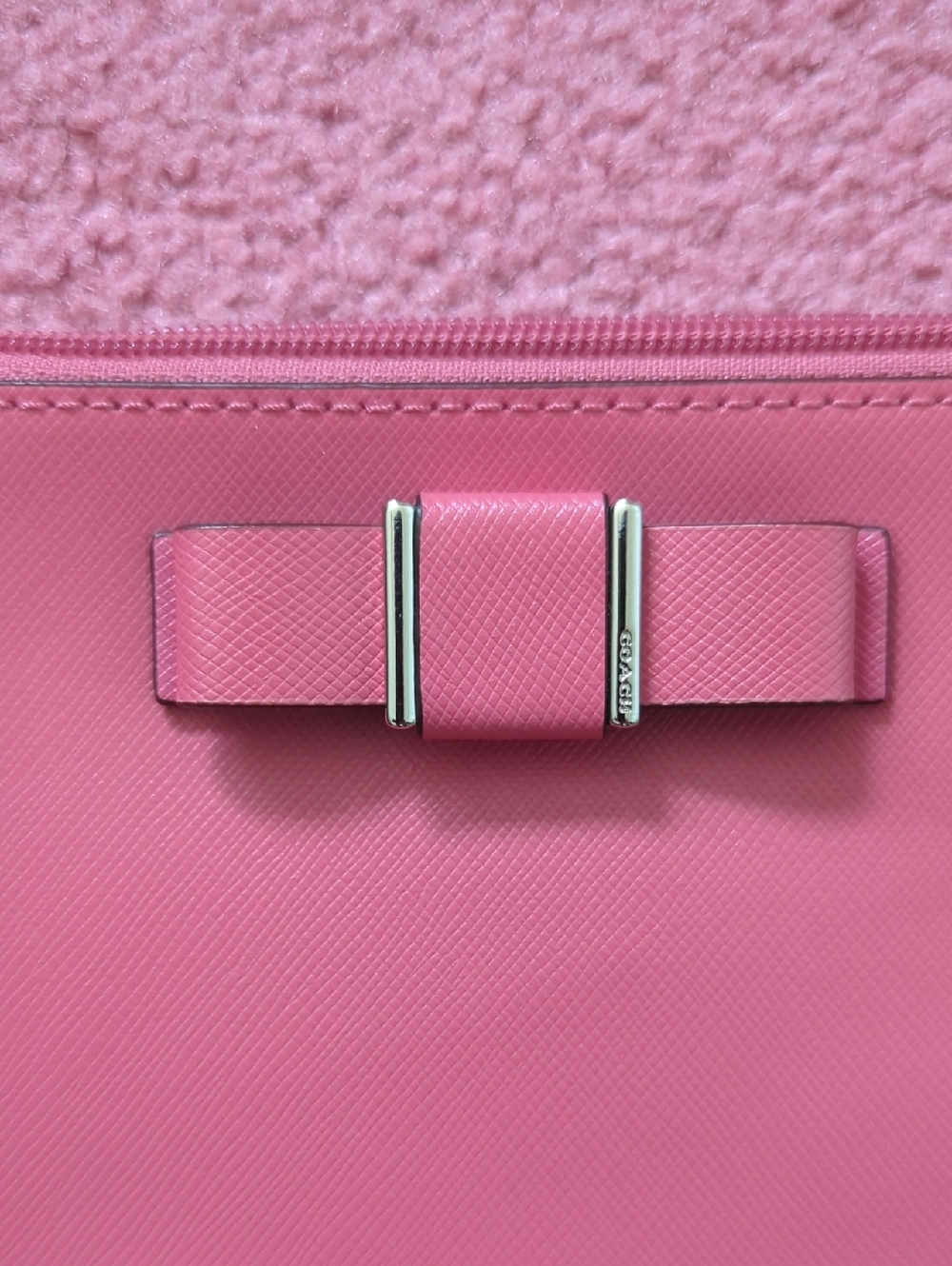 Coach Pink Leather Darcy Bow Wristlet - Picture 2 of 7